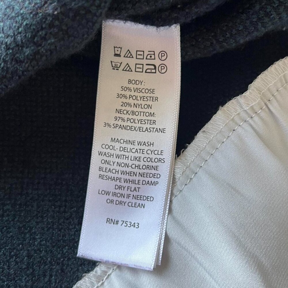 Tahari Green Blue Plaid Blouse Women Medium Collared Preppy Dark Academia Grunge - Picture 7 of 7